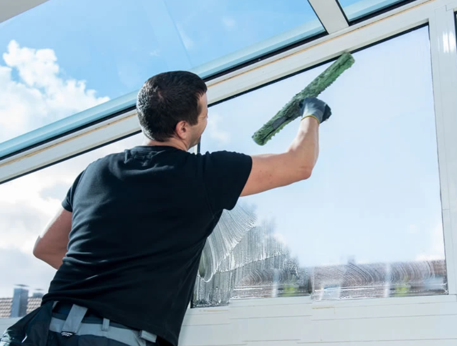 What is the Best Window Cleaning CRM